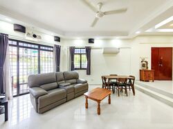 Jalan Waringin (D14), Terrace #539989111